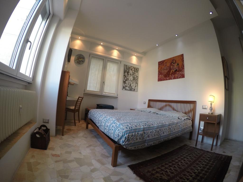 B&B Rosa Blu โกโม ห้อง รูปภาพ